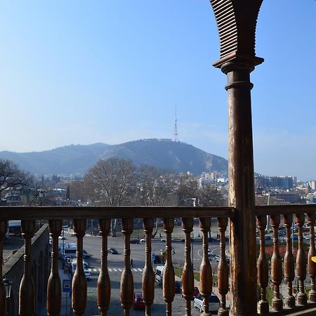 Tiflis Metekhi Hotel Bagian luar foto