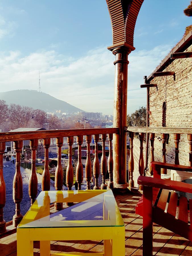 Tiflis Metekhi Hotel Bagian luar foto