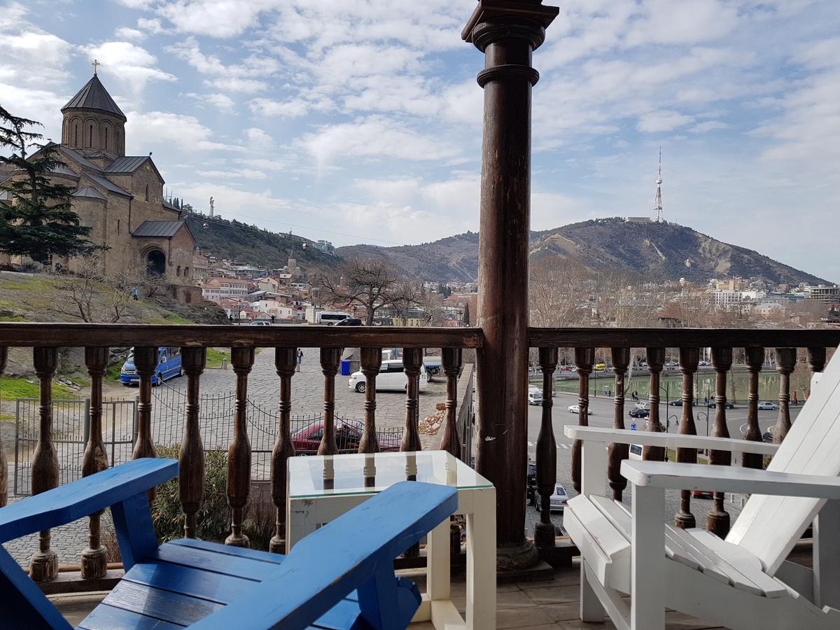 Tiflis Metekhi Hotel Bagian luar foto