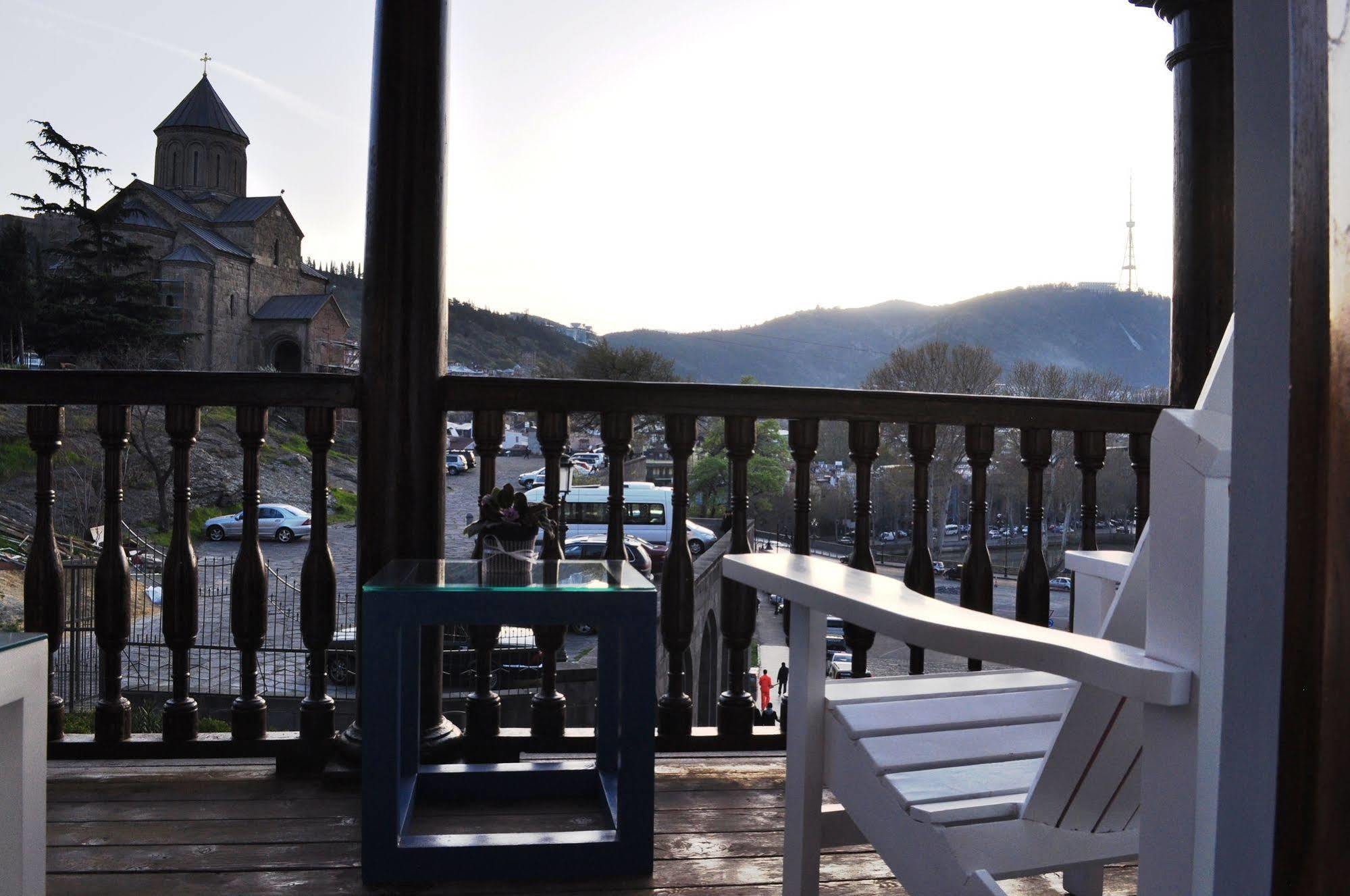 Tiflis Metekhi Hotel Bagian luar foto